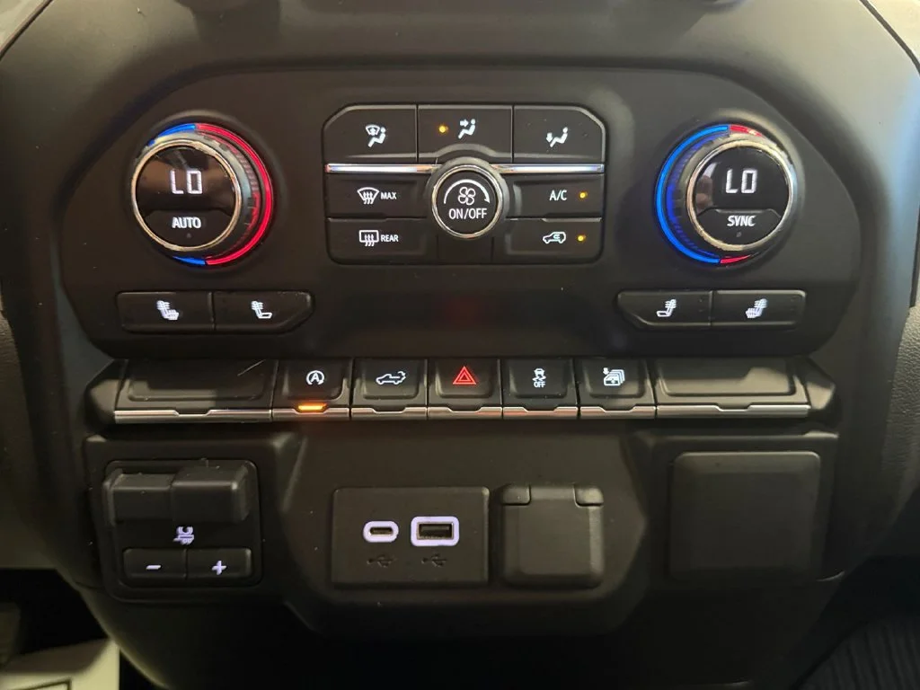 Used 2020 SATIN STEEL METALLIC Chevrolet LT image 22