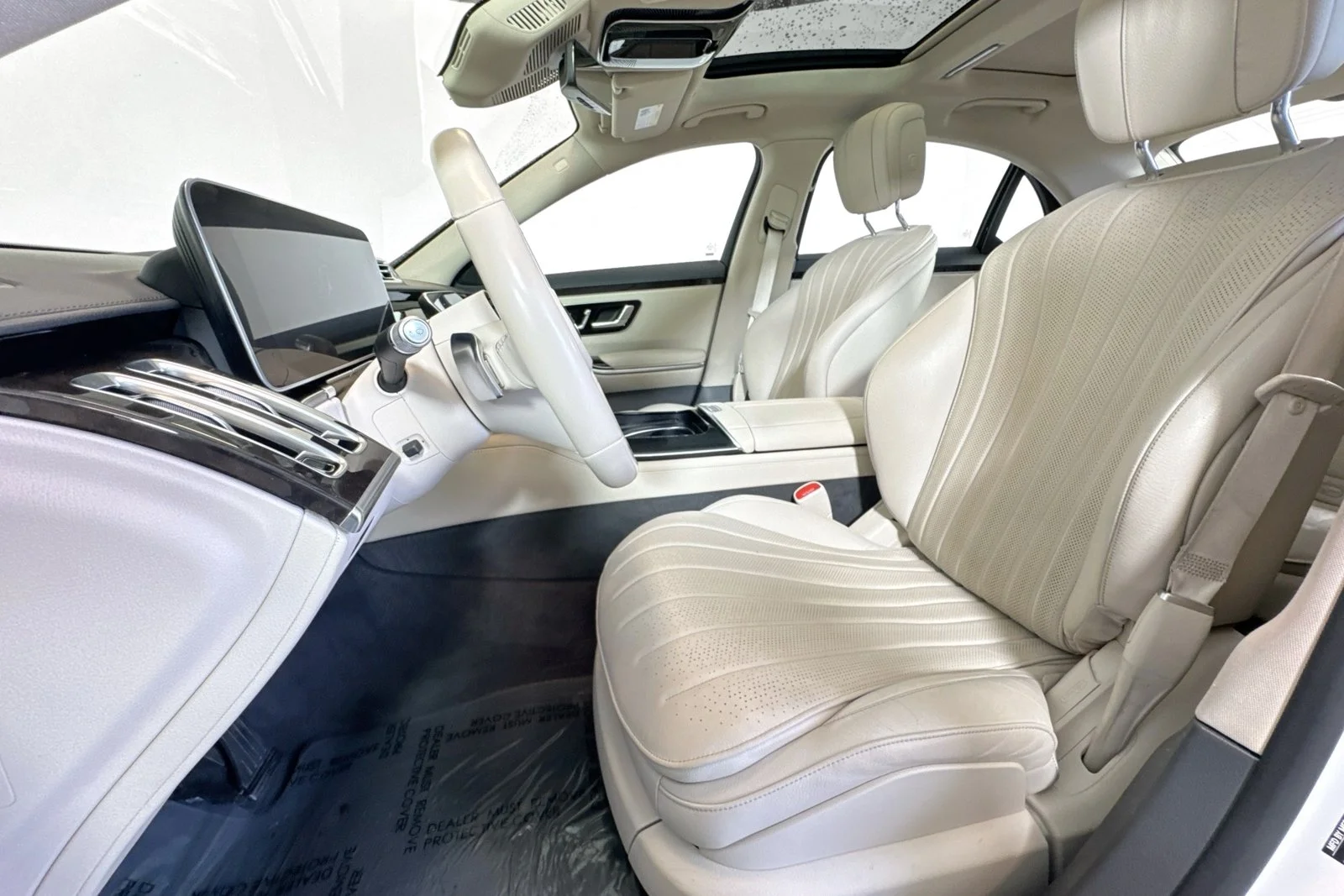 Used 2023 Manufaktur Diamond White Mercedes-Benz S 500 image 18