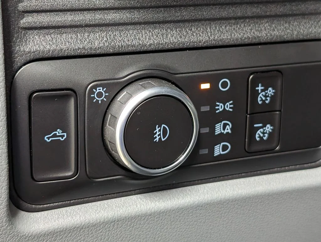 New 2026 Oxford White Ford F-250® XL image 14