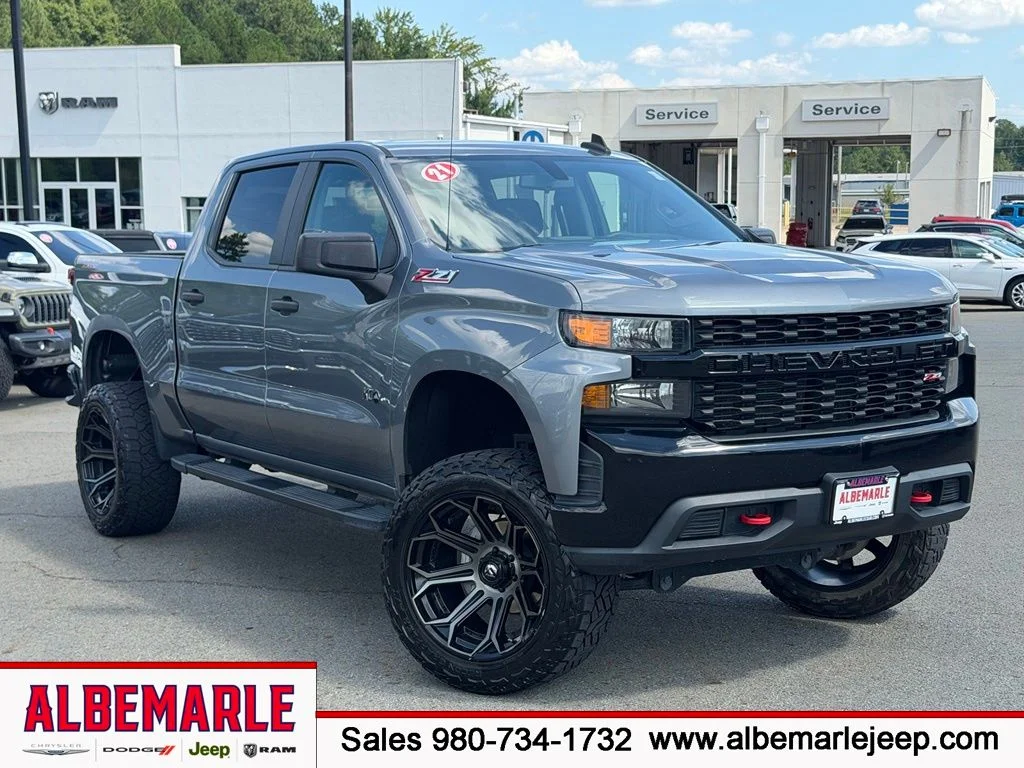 Used 2021  Chevrolet Custom Trail Boss image 1