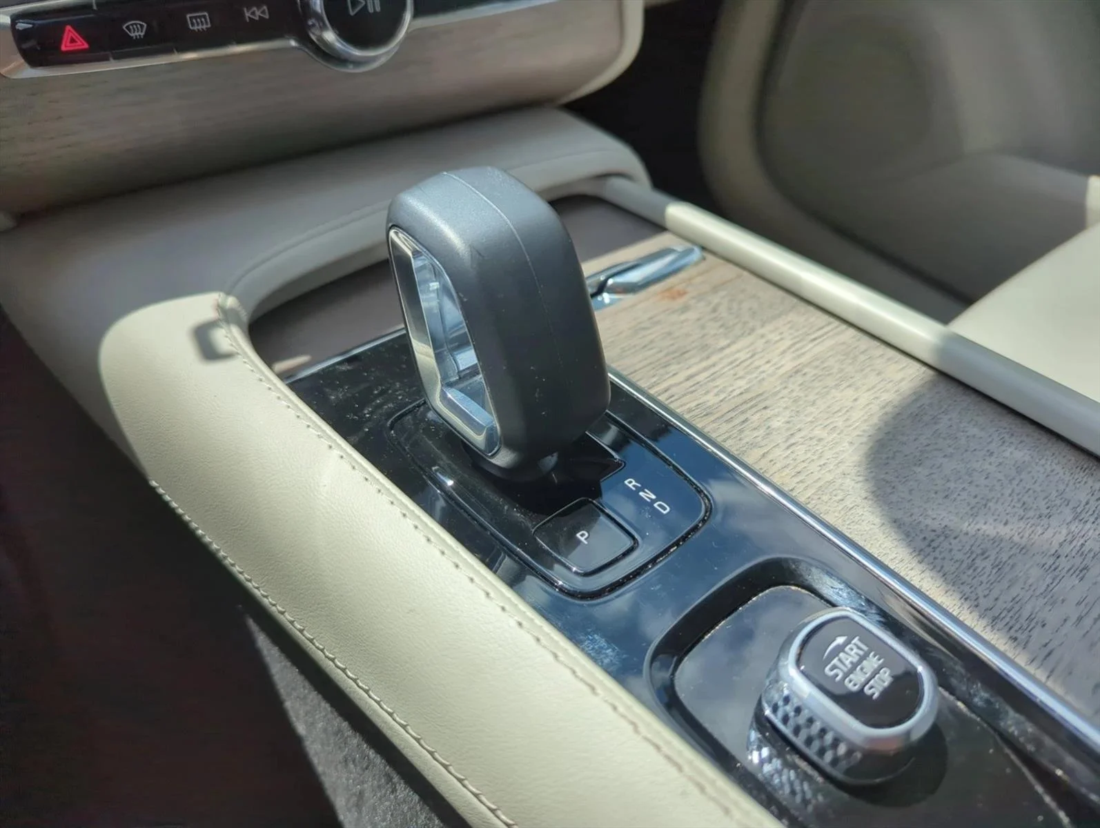 Used 2024 Blue Volvo Plus Bright Theme image 8
