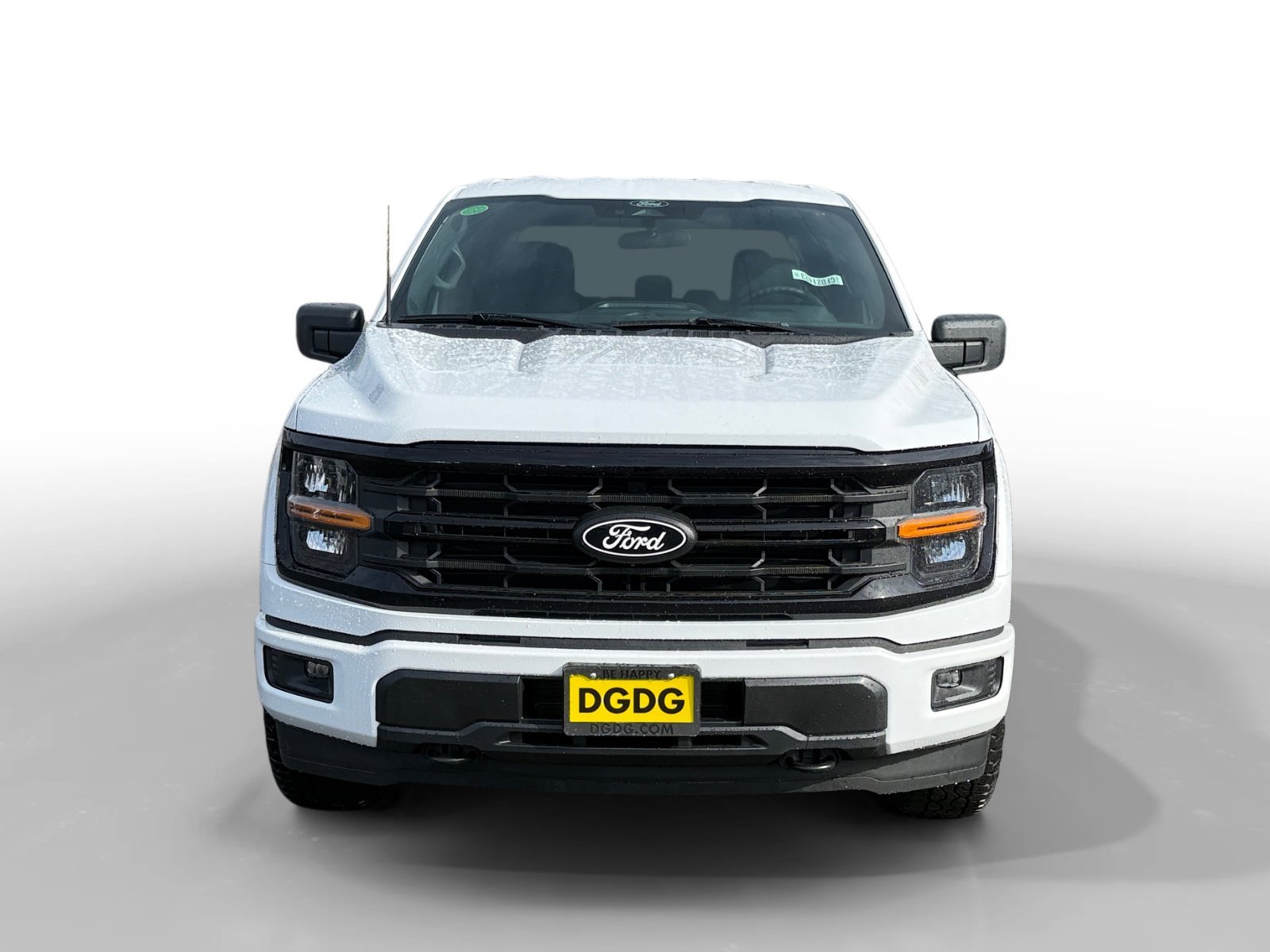 New 2026 Oxford White Ford XLT image 8
