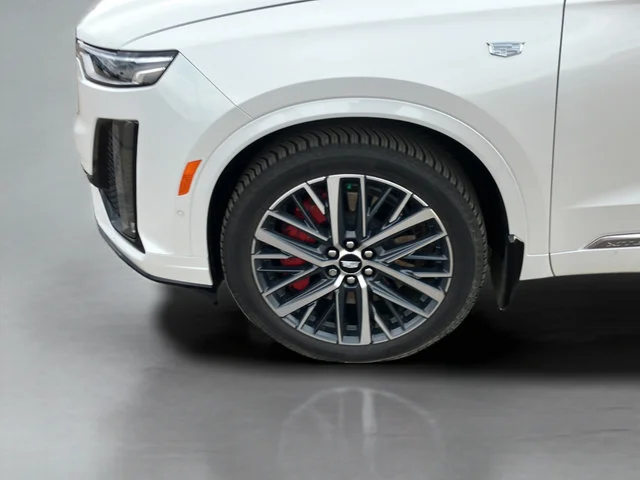 Certified Used 2023 CRYSTAL WHITE TRICOAT Cadillac AWD Sport image 35