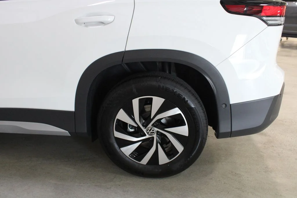New 2026 White Volkswagen 2.0T S image 28
