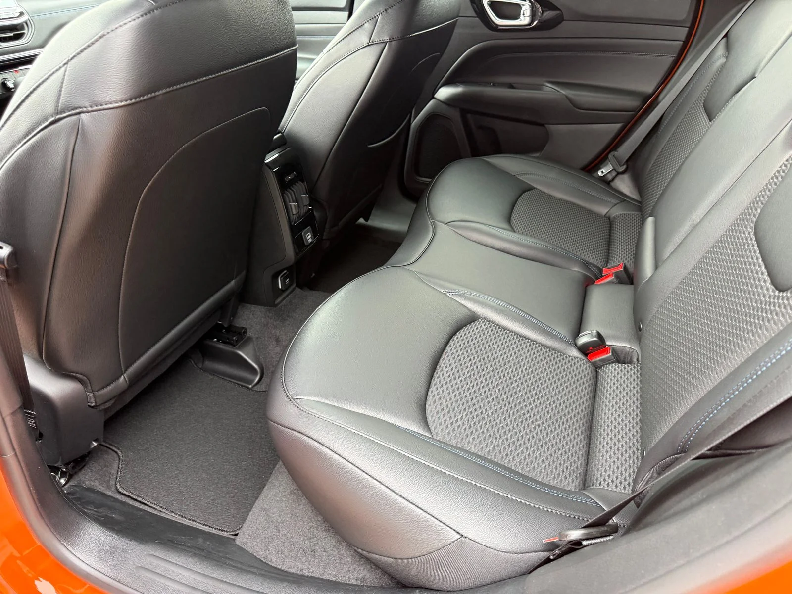 New 2026 Joose Exterior Paint Jeep Latitude image 27