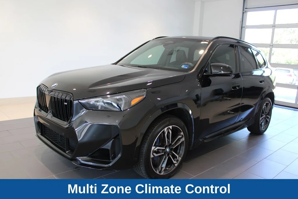 Used 2026 Black Sapphire Metallic BMW M35i image 12