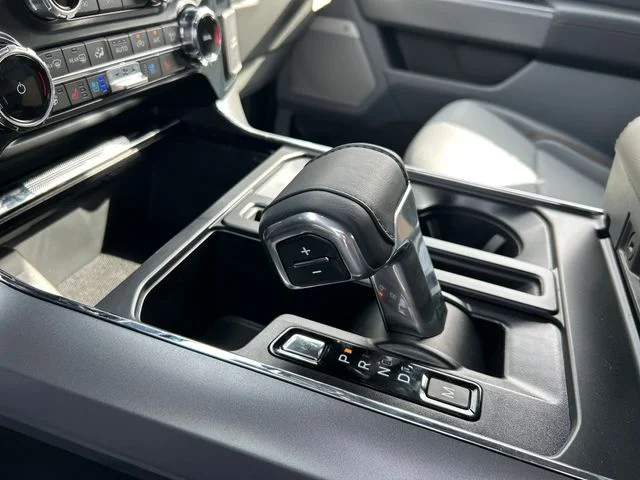 New 2026 Iconic Silver Metallic Ford Lariat® image 23