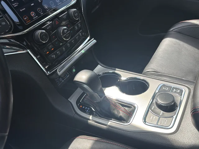 Used 2021 Red Jeep Trailhawk image 22