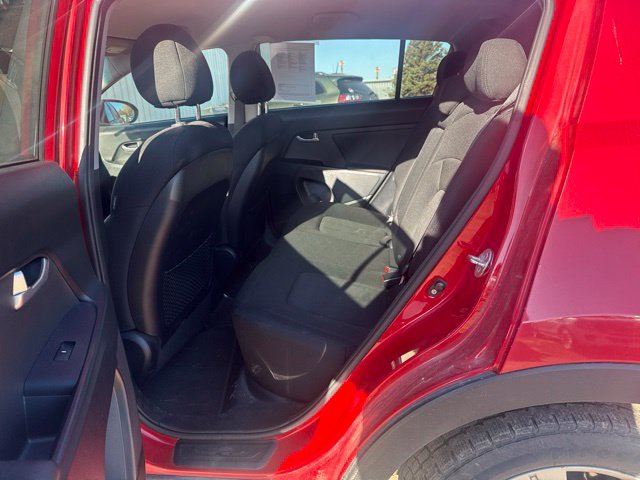 Used 2011 Red Kia LX image 4