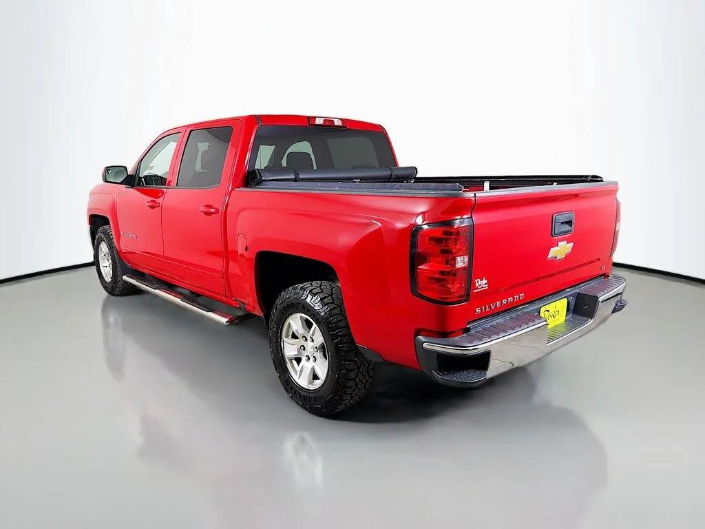 Used 2016 Red Chevrolet LT image 8