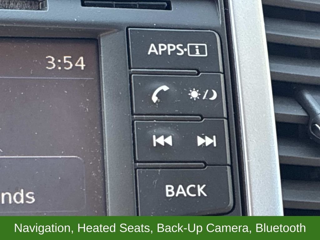 Used 2019 Silver Nissan PRO-4X image 33