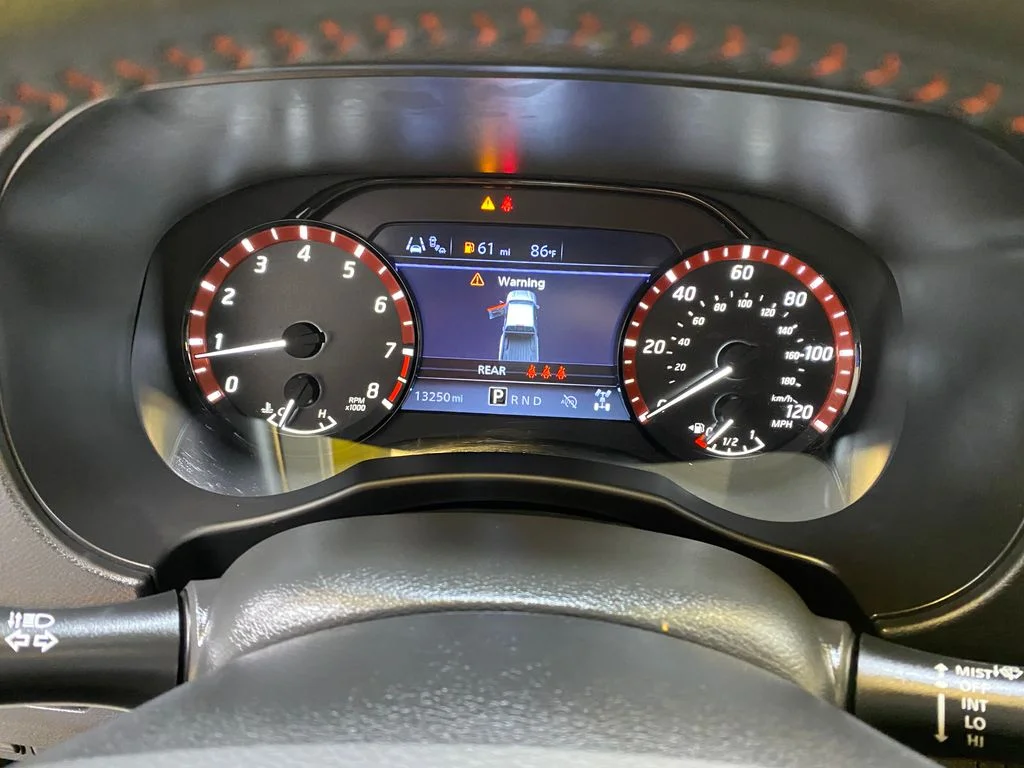 Used 2025 Green Nissan PRO-4X image 35