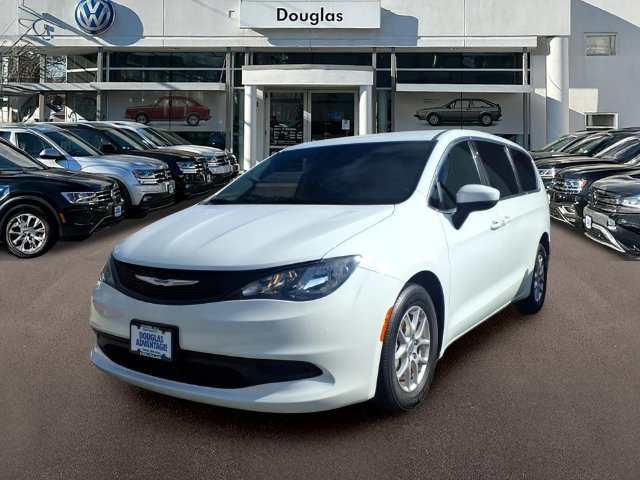 Used 2023 White Chrysler LX image 1