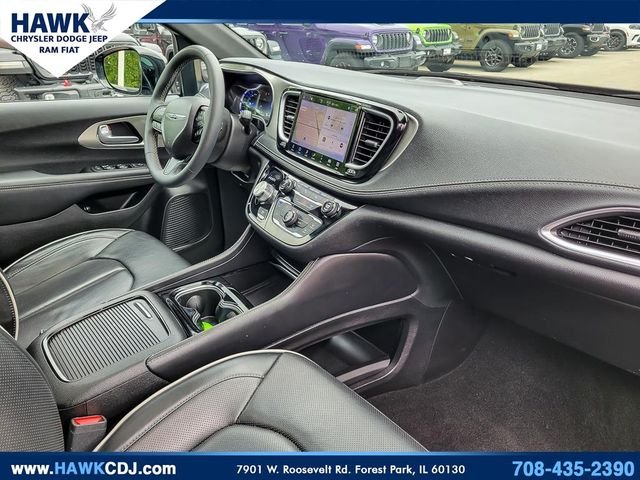 Used 2024 Blue Chrysler Select Premium S Appearance image 33