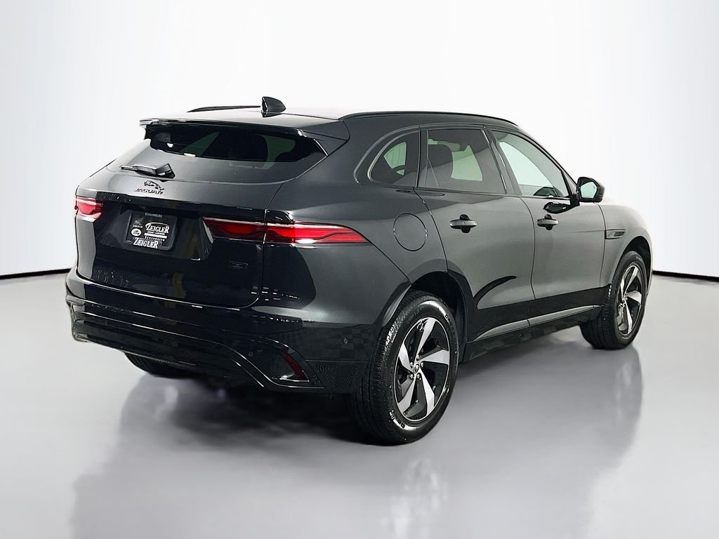Certified Used 2026 Santorini Black Metallic Jaguar P250 R-Dynamic S image 5