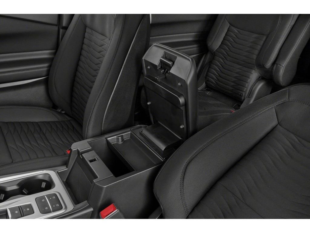 Certified Used 2020 Oxford White Ford XLT image 9