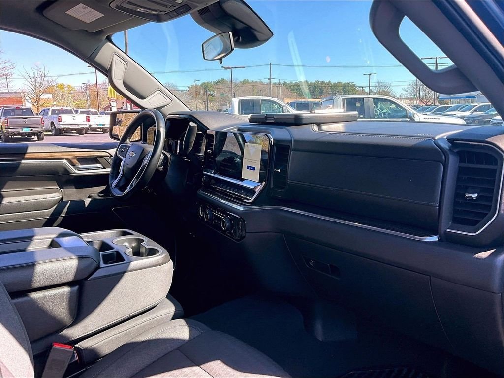 Used 2024 Blue Chevrolet LT image 21