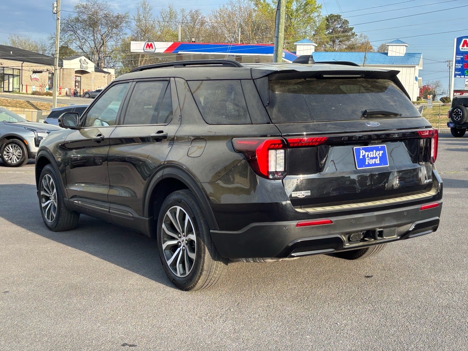 Used 2025 Agate Black Ford ST-Line image 4