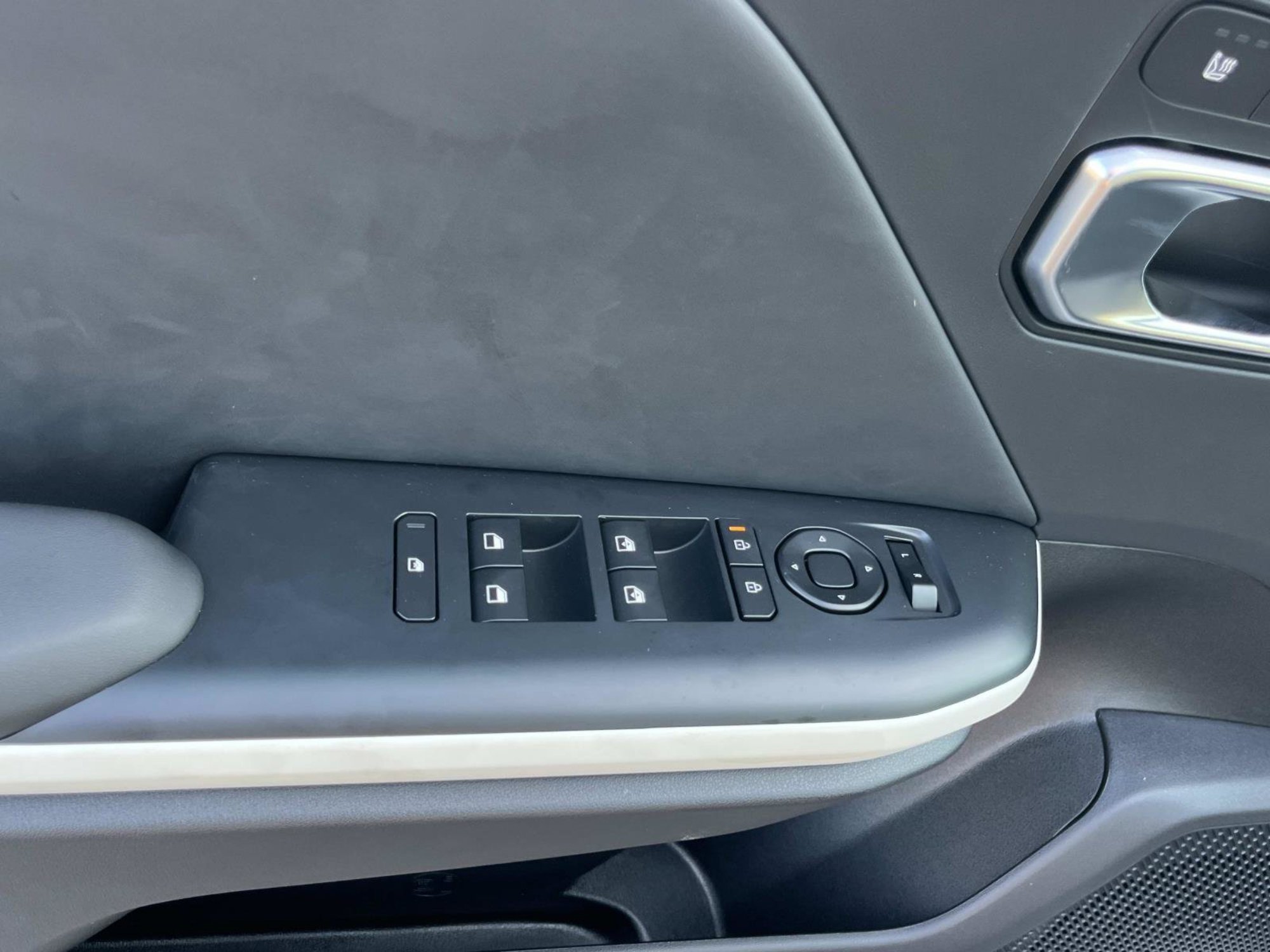 New 2026 Snow White Pearl Kia GT-Line image 18
