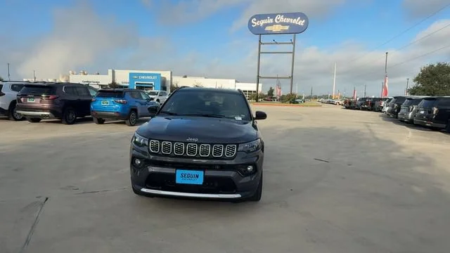 Used 2024 Gray Jeep Limited image 3