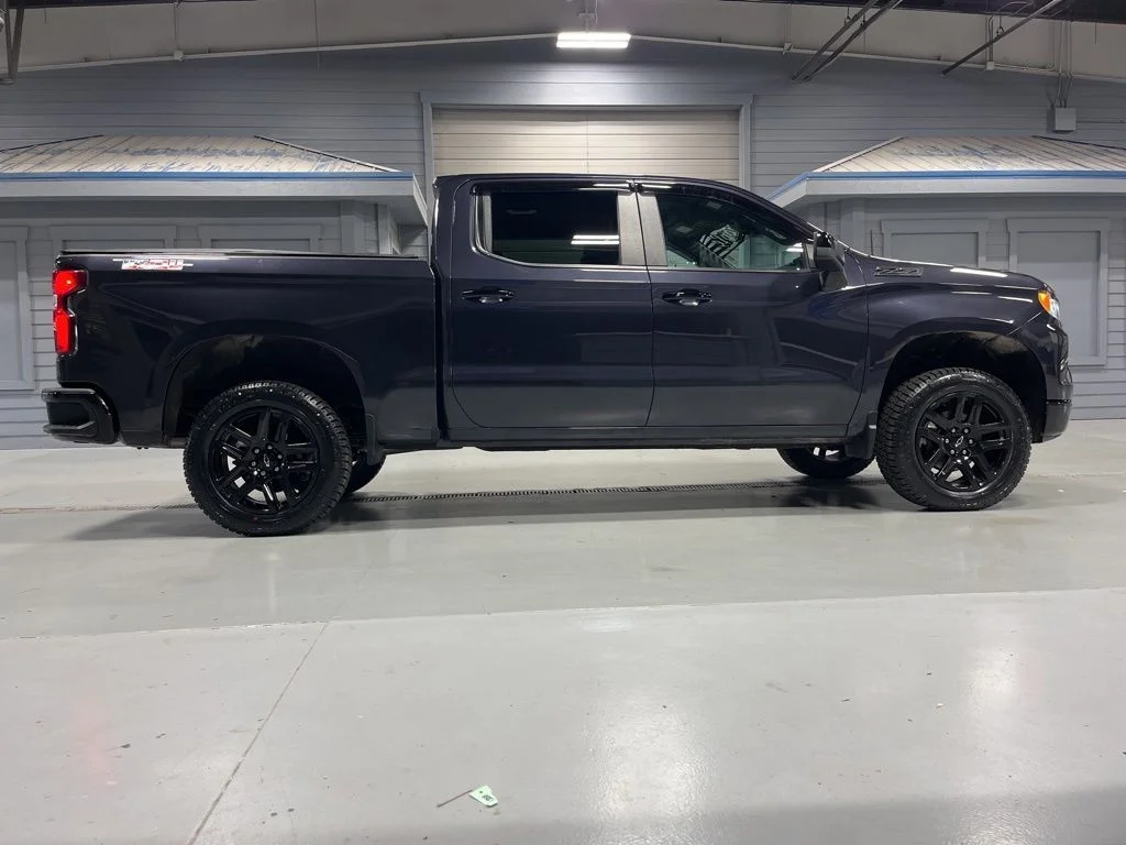 Used 2022 Ash Chevrolet LT Trail Boss image 8