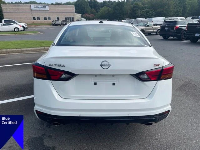 Used 2026 White Nissan 2.5 SR image 4