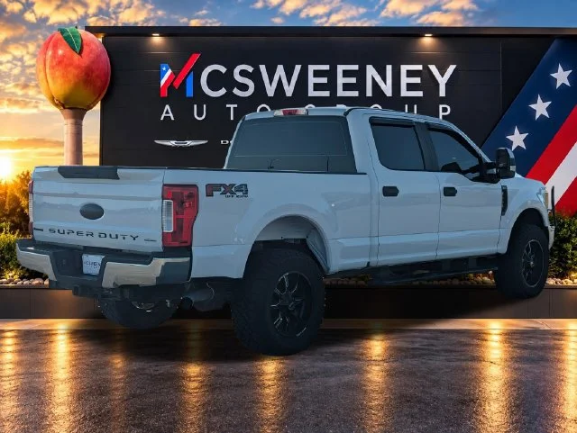 Used 2017 White Ford Lariat image 5