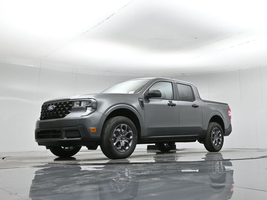 New 2026 Carbonized Gray Metallic Ford XLT image 42
