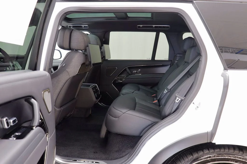 New 2025 White Land Rover SV image 17