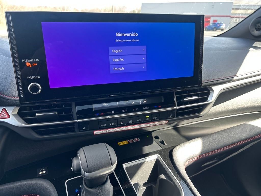 2026 Toyota Sienna XSE - Photo 12