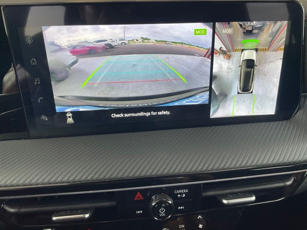 Used 2025 Brown Nissan SR image 8