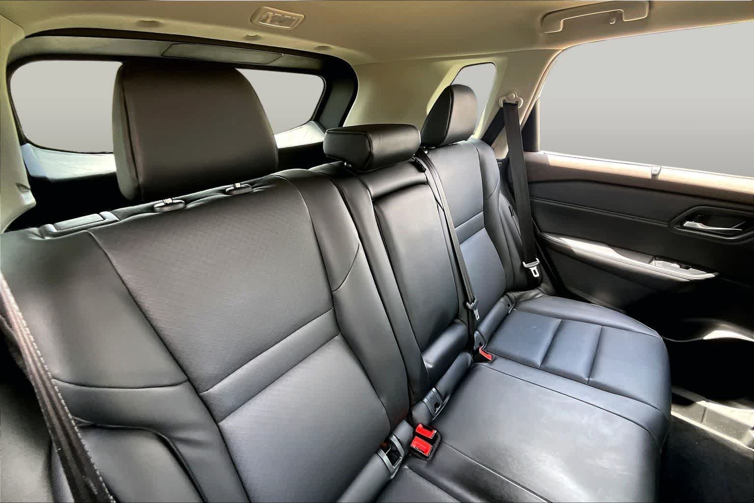 Certified Used 2023 Gun Metallic Nissan SV image 19