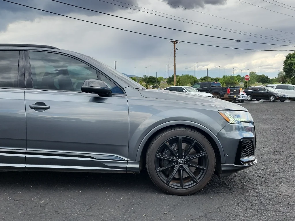 Used 2020 Daytona Gray Pearl Effect Audi Premium Plus image 4