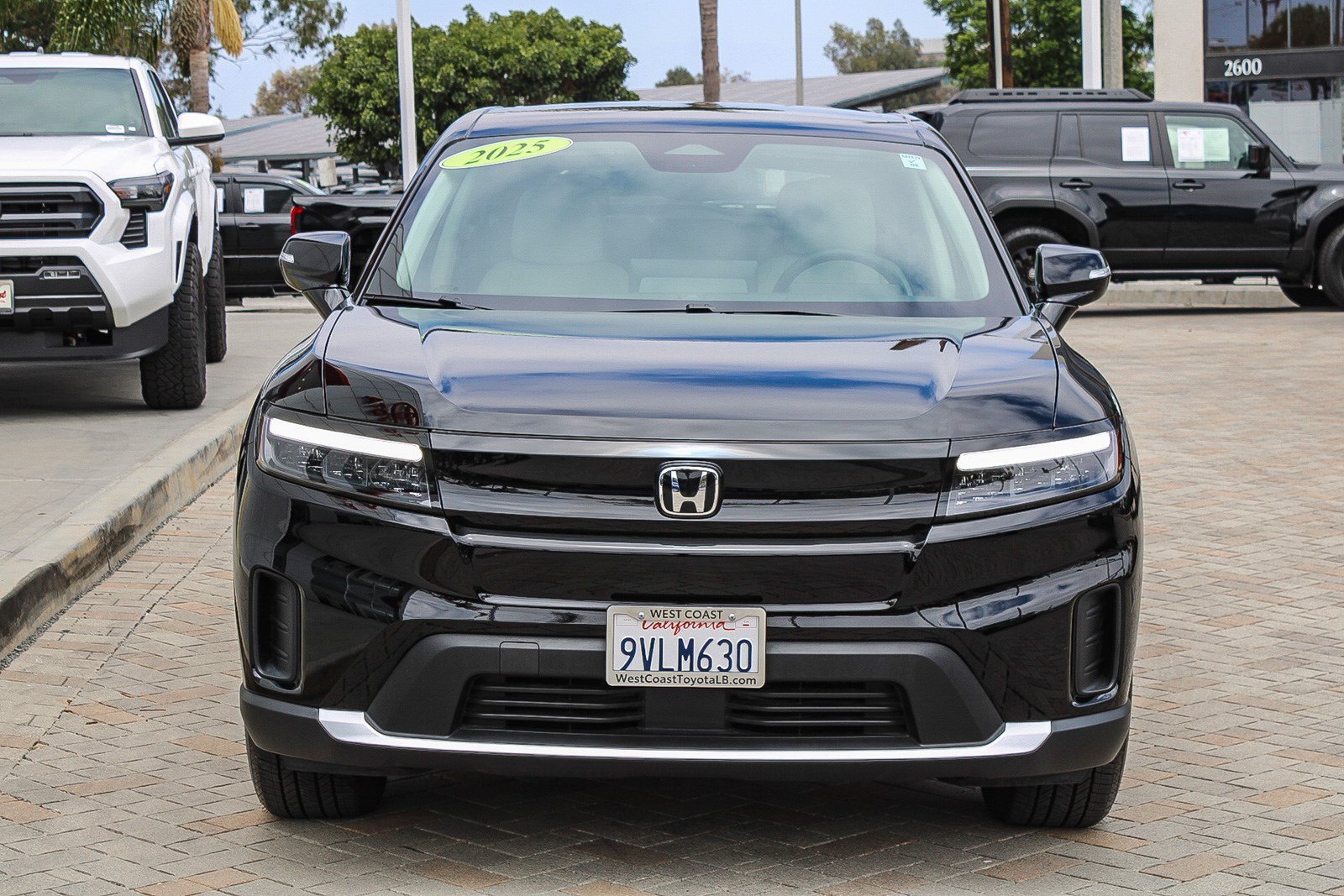 Used 2025 Raven Black Honda EX image 2