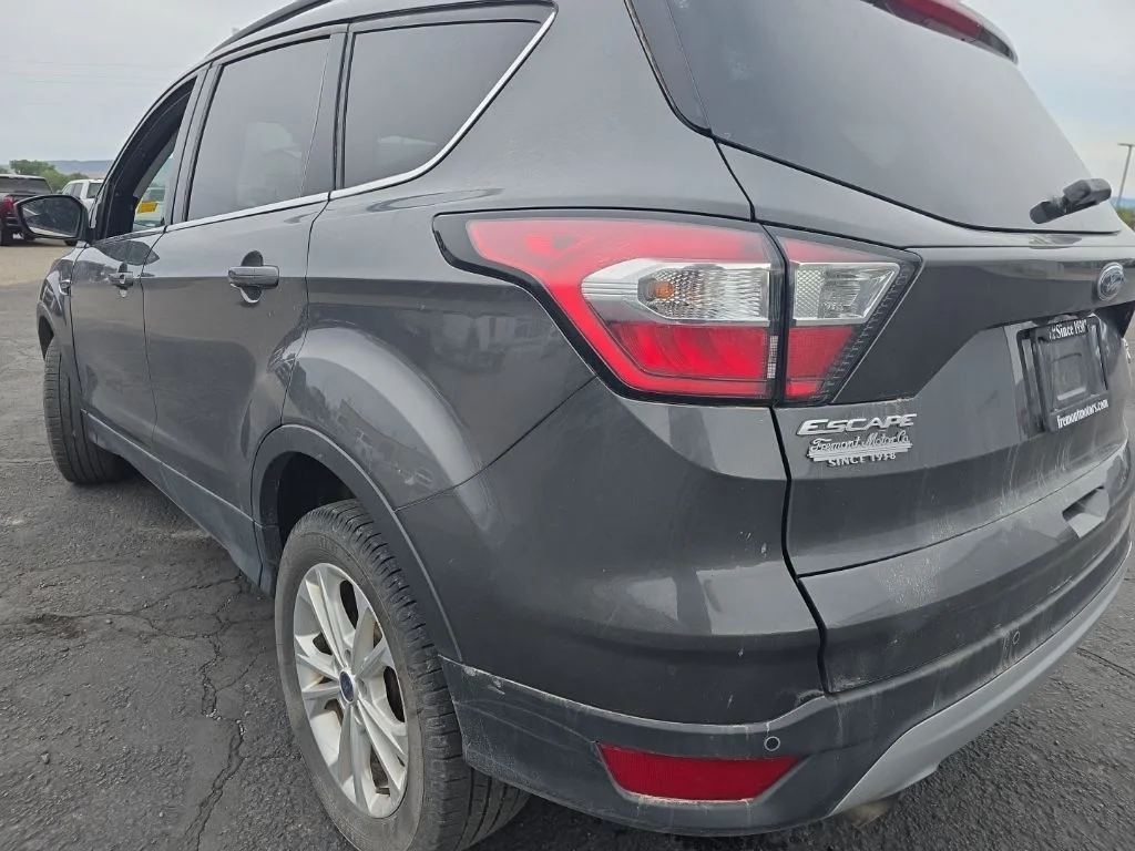 Used 2018 Magnetic Ford SEL image 11