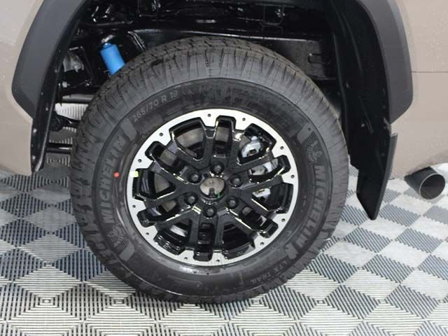 2026 Toyota Tundra SR5 - Photo 12