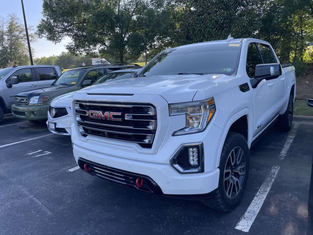 Used 2020 Summit White GMC AT4 image 3