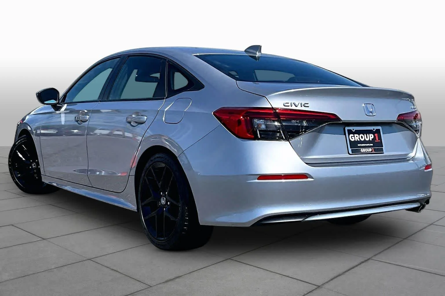 Used 2023 Lunar Silver Metallic Honda Sport image 12