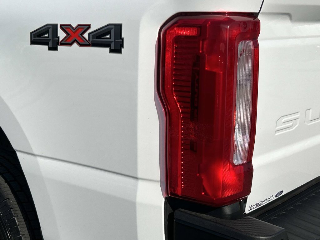 Certified Used 2026 Oxford White Ford XL image 11
