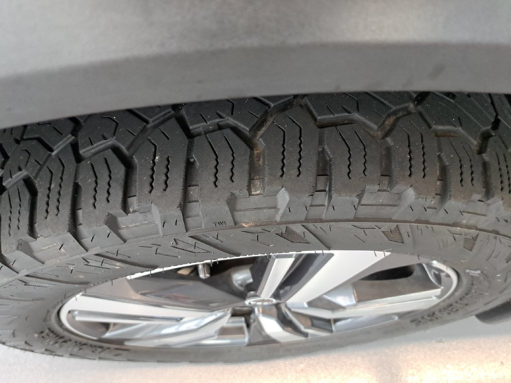 Used 2023 Gray Nissan SL image 38