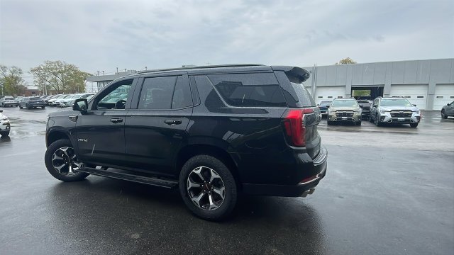 2026 GMC Yukon AT4 Ultimate - Photo 5