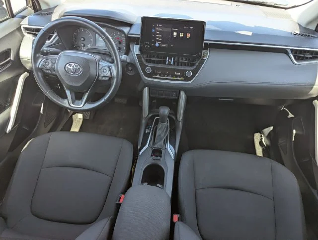 2024 Toyota Corolla Cross LE - Photo 13
