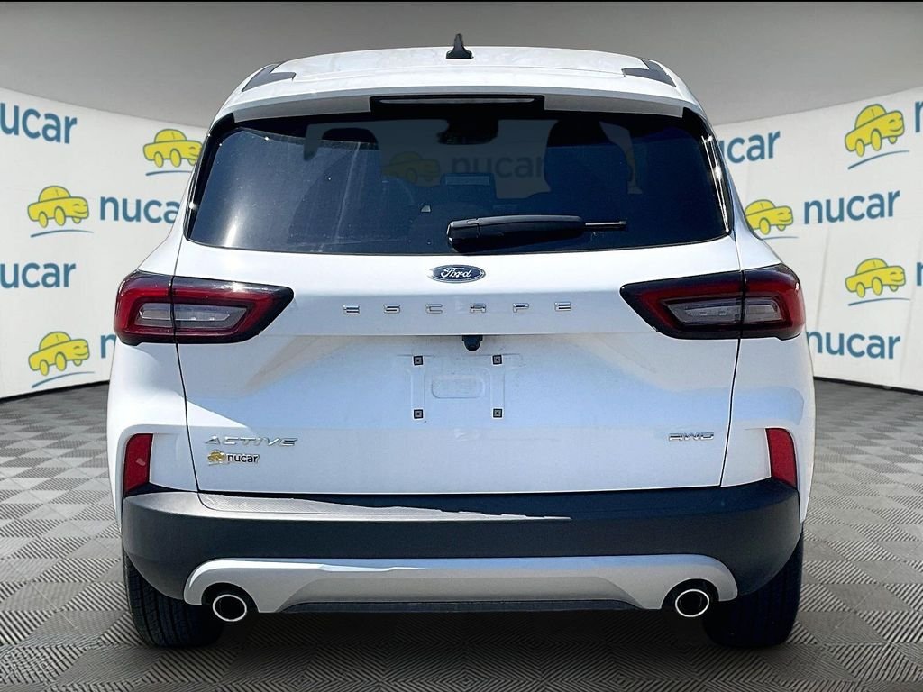 Used 2025 White Ford Active image 5