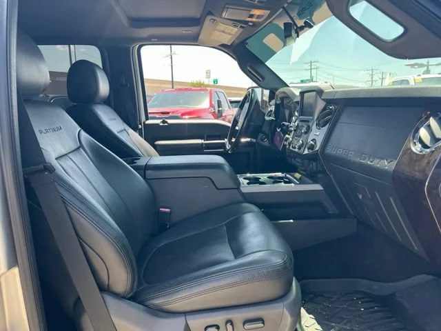 Used 2016 Silver Ford LARIAT image 10