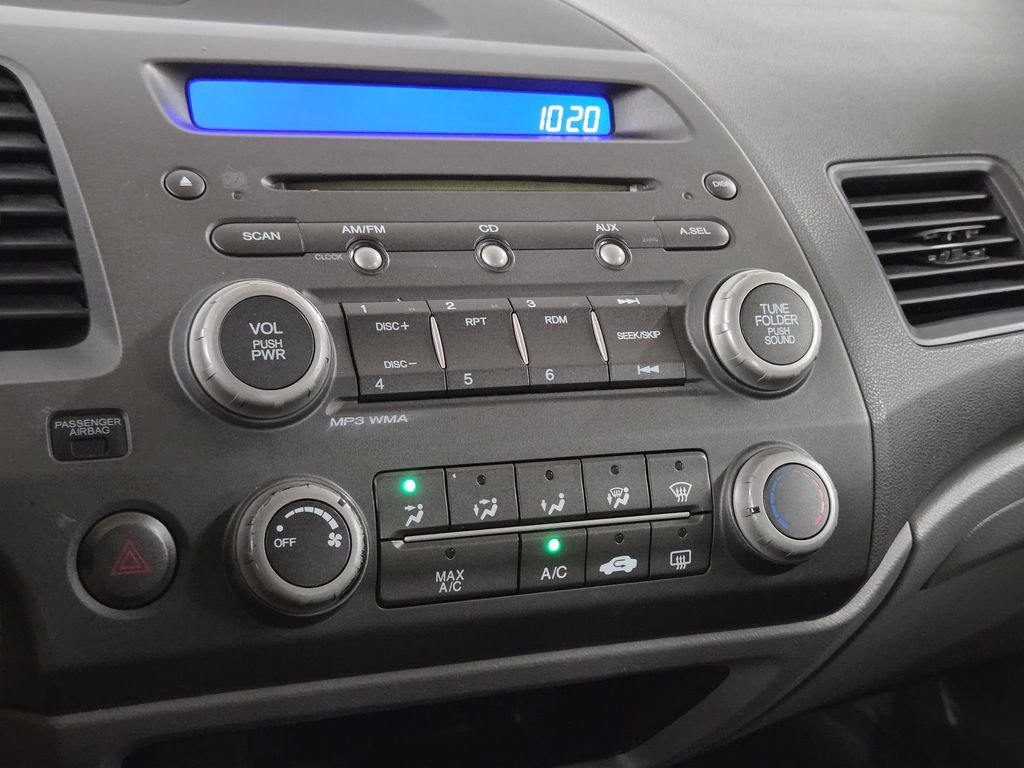Used 2011  Honda LX image 25