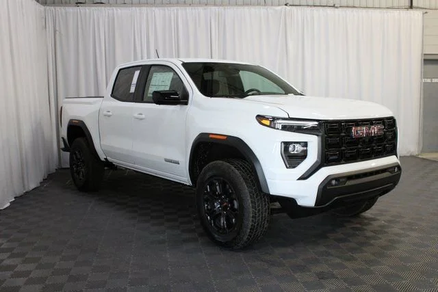 2025 GMC Canyon 2WD Elevation Crew Cab Short Box's photo