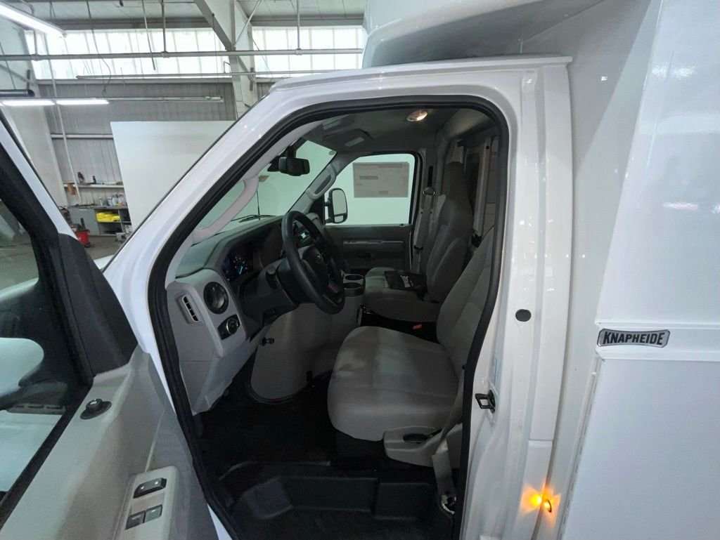 New 2026 White Ford Base image 15
