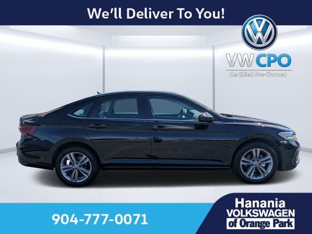 Certified Used 2024 Black Volkswagen 1.5T SE image 2