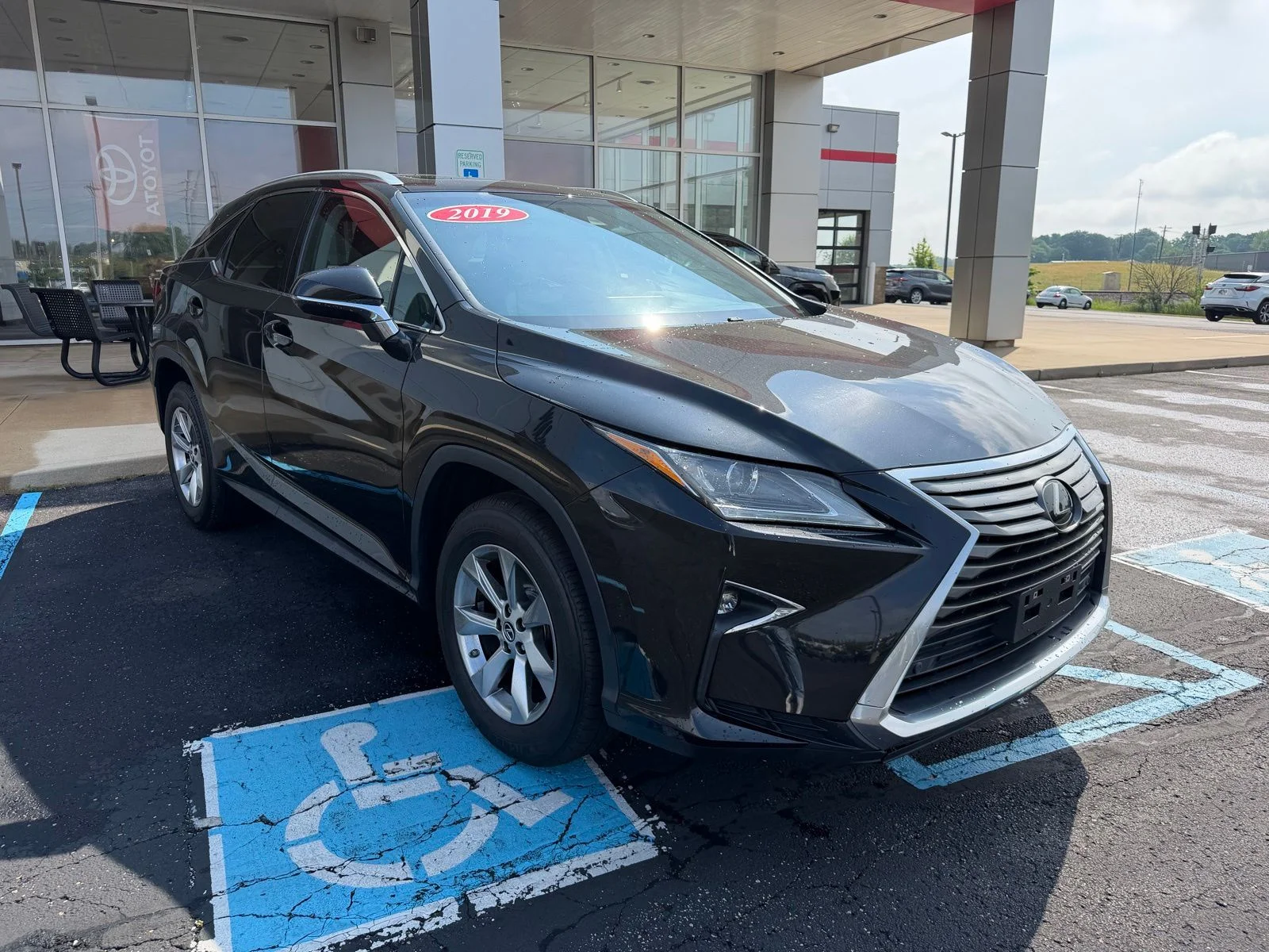 Used 2018  Lexus 350 image 3