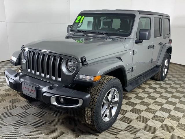 Used 2021 Gray Jeep Unlimited Sahara image 2